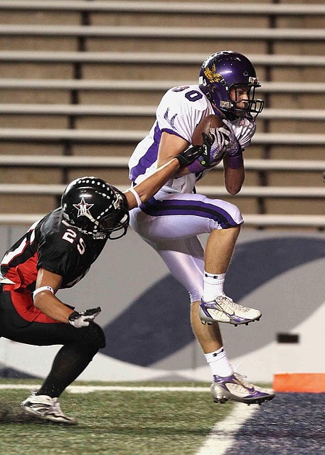 如何影响两 如何影响两