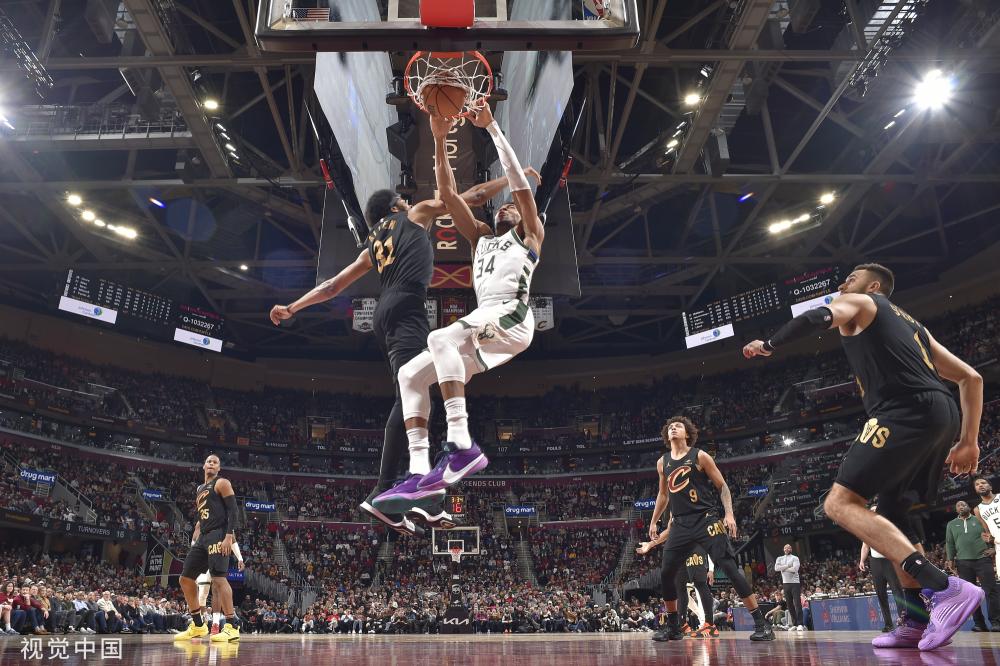 他的双响不 他的双响不