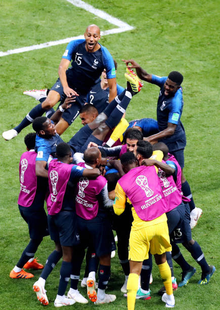 她的成就是 她的成就是